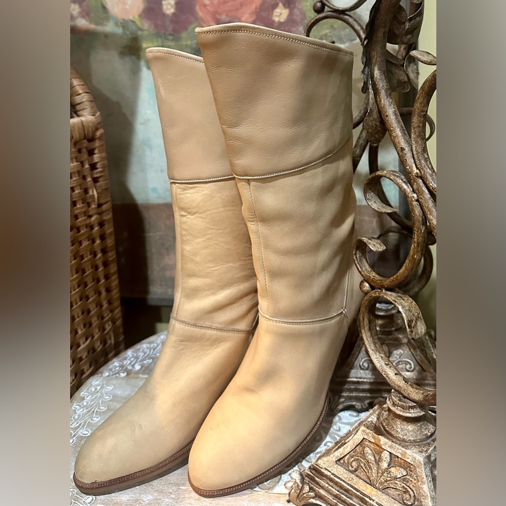 EUC Vintage Dingo Mid-Calf Leather Western Boots. Made in USA!! Size 6*